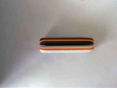 多频段3G上网卡 850/1900/2100频段全面覆盖，畅享高速移动网络